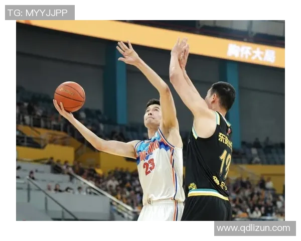 2021年1月19日新疆队与广厦队的精彩对决回顾与赛后分析